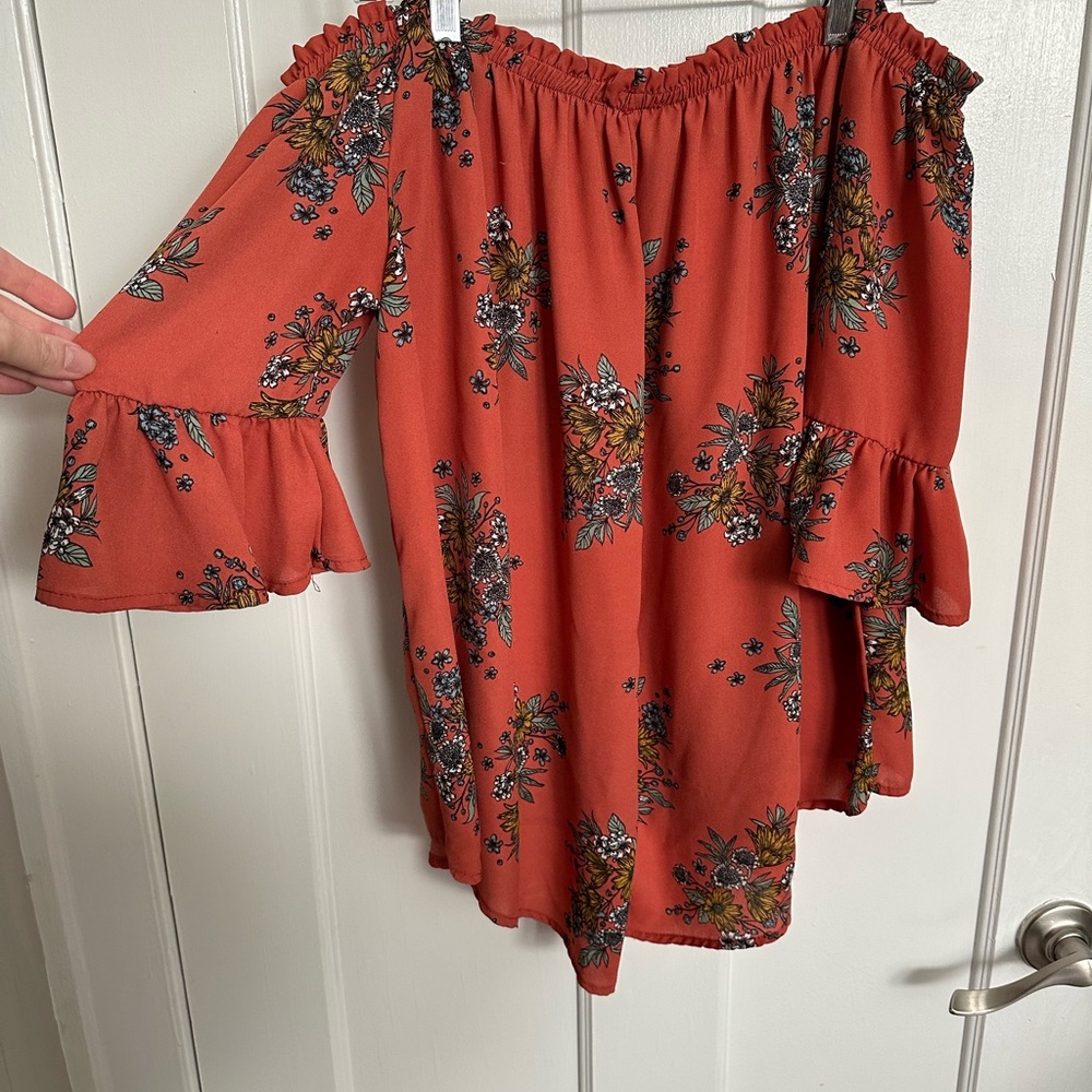 Off the Shoulder Floral Top